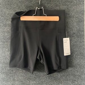 ATHLETA Salutation Stash Pocket II Short